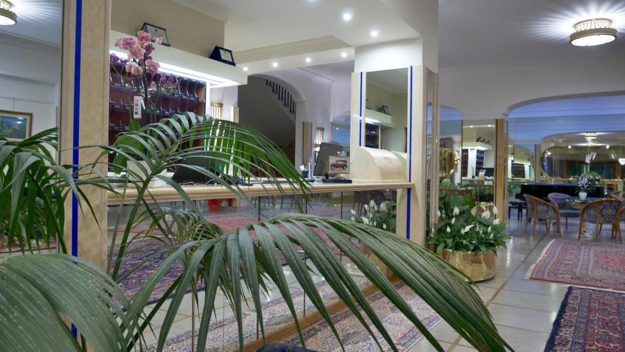 501 Hotel Вибо Валентия Екстериор снимка